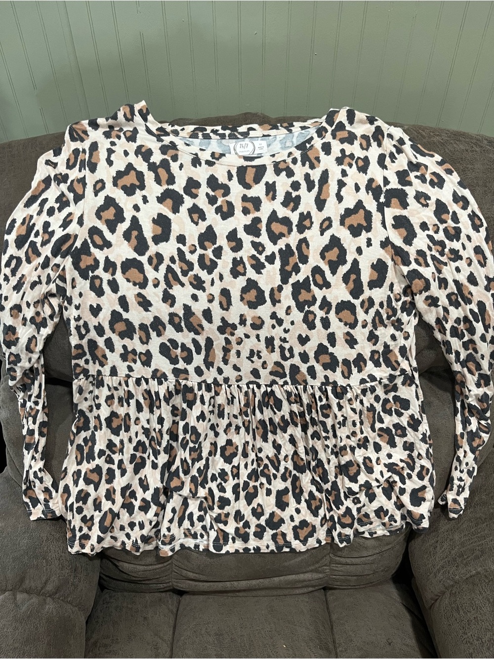 Leopard Print Long-Sleeve Peplum Top - Tan/Black
